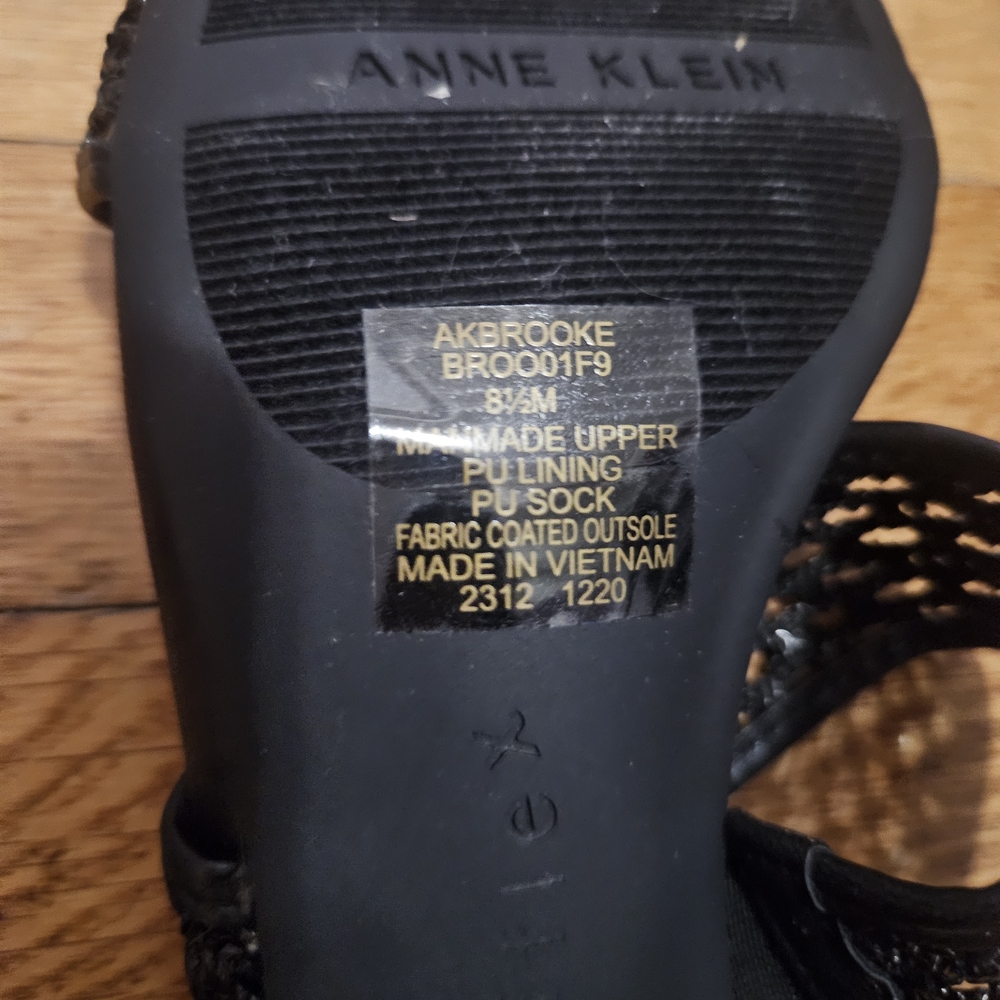 Anne Klein Black Textured Women's Sandals - Picture 14 of 14